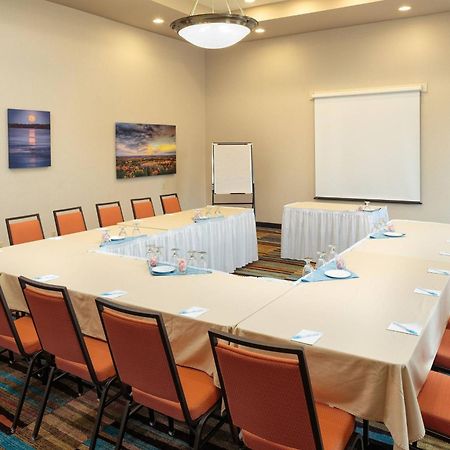 Fairfield Inn & Suites By Marriott Belleville Bagian luar foto